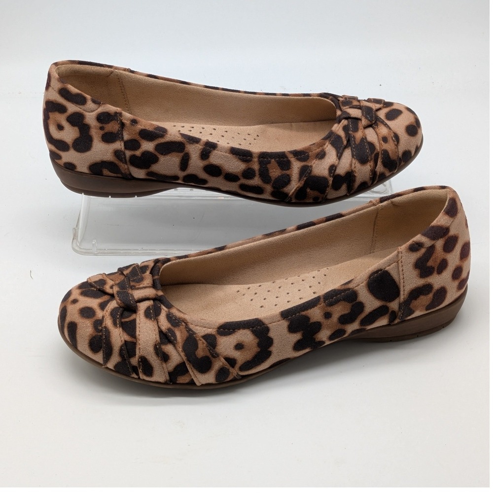 SOUL Naturalizer Womens 7M Leopard Print Ballet Flats Comfort Slip On Shoes